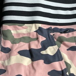 Victoria Secret Pink Camo leggings